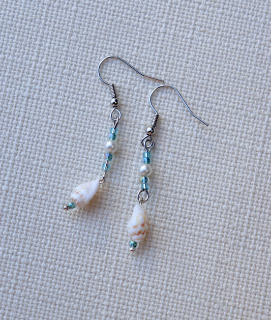 Shell dangle earrings