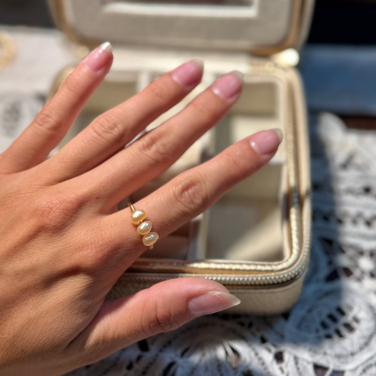 Peach- Triple tiny chunky pearl ring ￼
