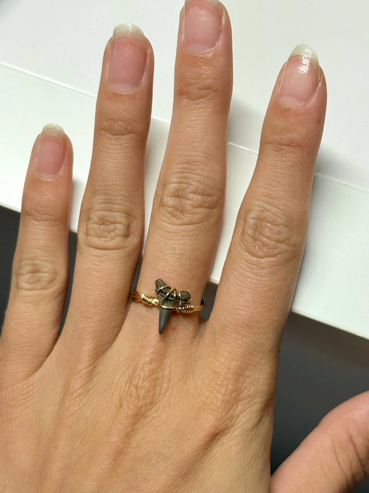 Shark tooth ring