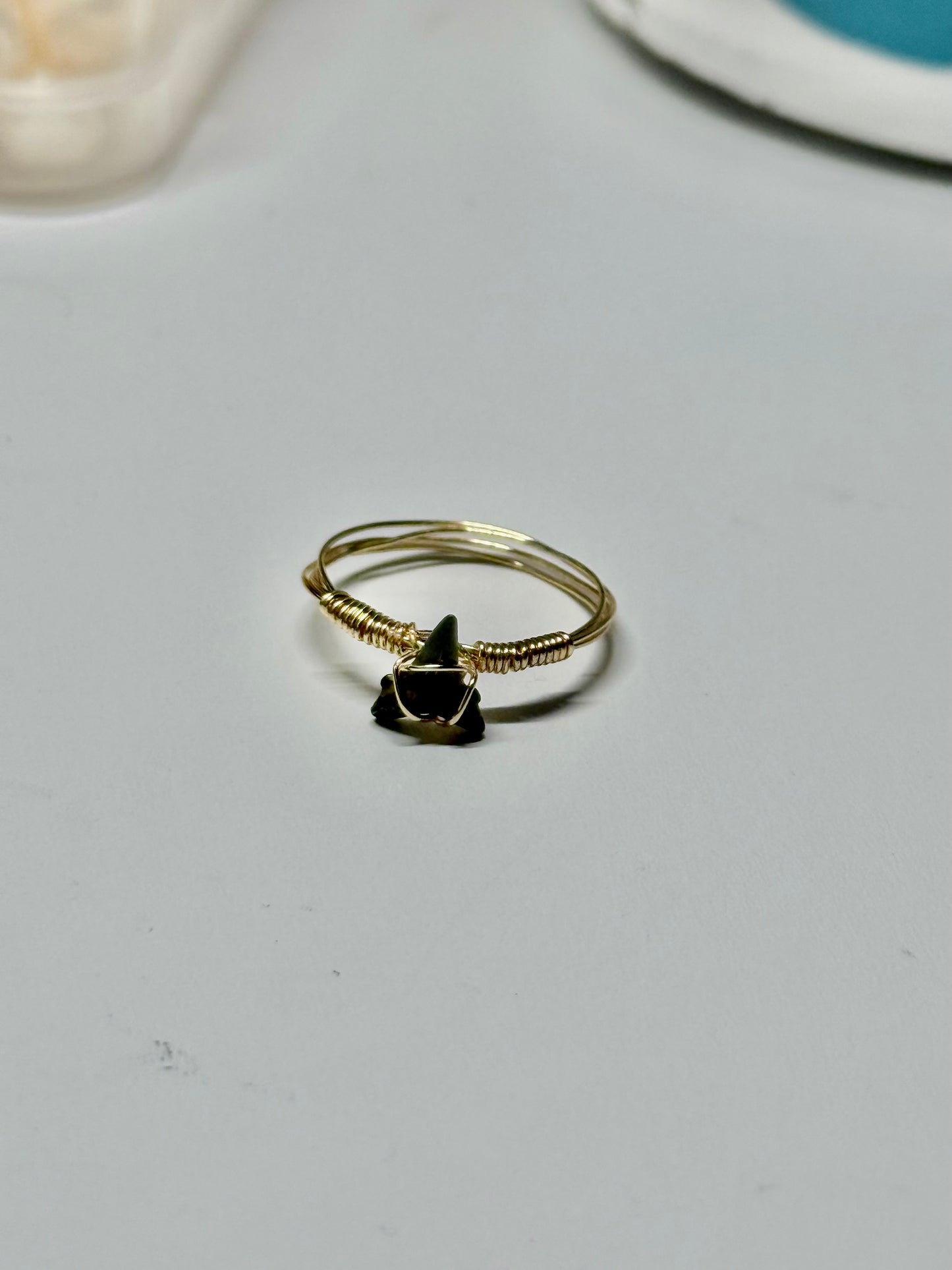 Shark tooth ring